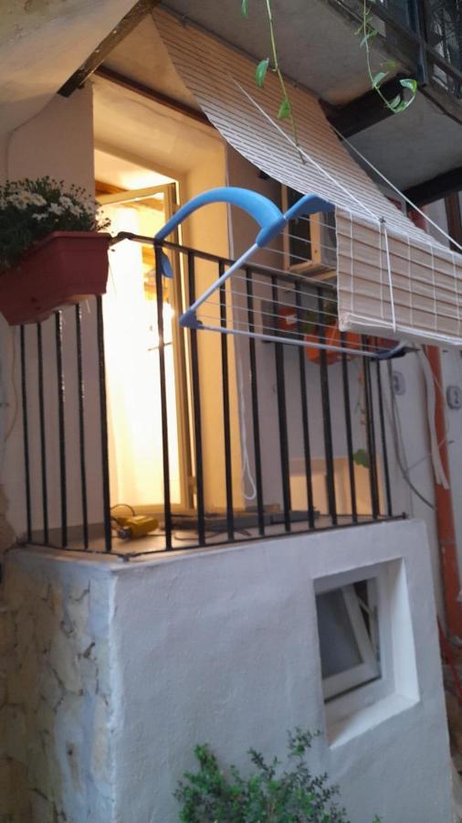Casa Vacanza Giulia Apartment Palermo Exterior photo